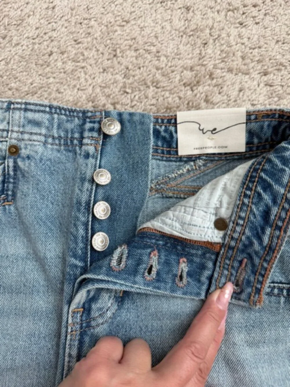 Free People We The Free Suzy Denim Midi Skirt Light Wash Size 26 NWT